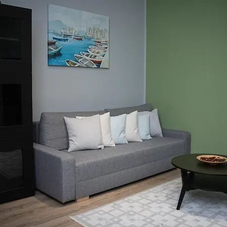 House4you - Balcescu * Boekarest