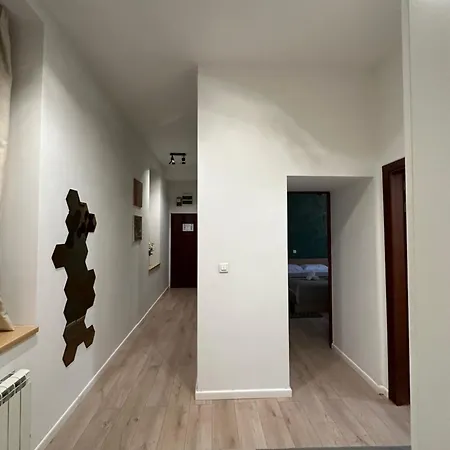 House4you - Balcescu * Boekarest