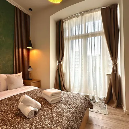 Apartment House4you - Balcescu Bucharest