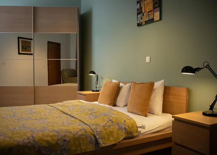 House4you - Balcescu Apartman *